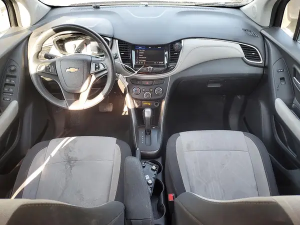 3GNCJPSB0LL137603 2020 CHEVROLET TRAX - Image 8