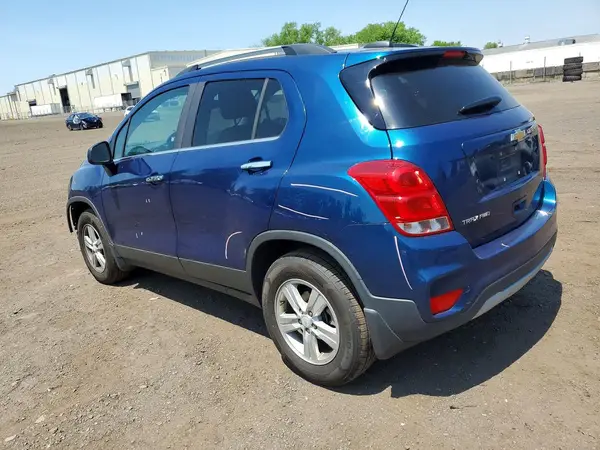3GNCJPSB0LL138072 2020 CHEVROLET TRAX - Image 2