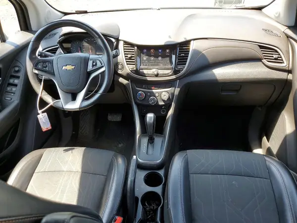 3GNCJPSB0LL138072 2020 CHEVROLET TRAX - Image 8