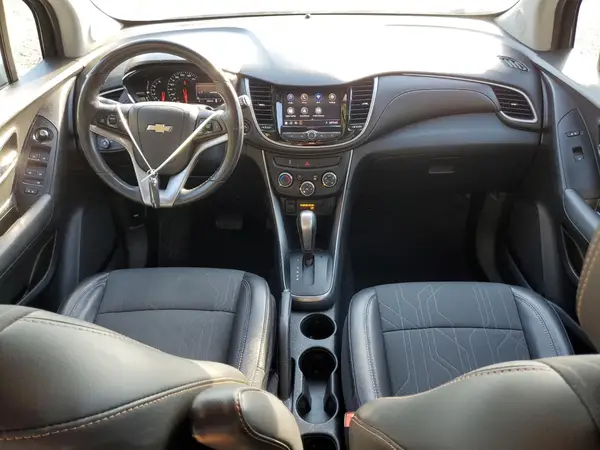 3GNCJPSB0LL157639 2020 CHEVROLET TRAX - Image 8