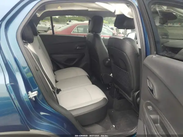 3GNCJPSB0LL163988 2020 CHEVROLET TRAX - Image 8