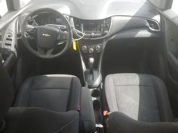 3GNCJPSB0LL215913 2020 CHEVROLET TRAX - Image 8