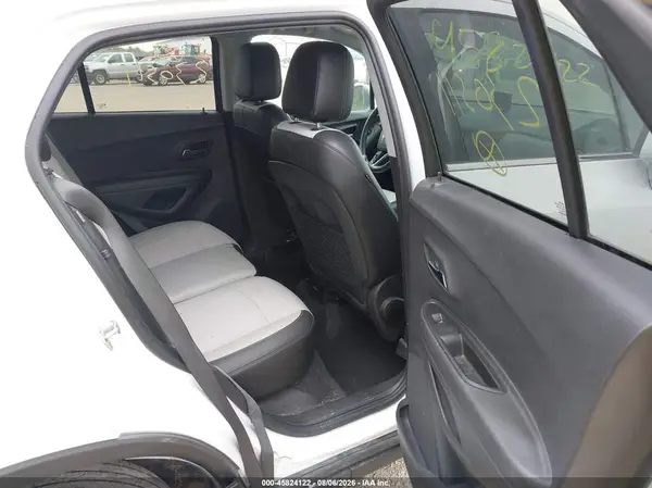 3GNCJPSB0LL230511 2020 CHEVROLET TRAX - Image 8