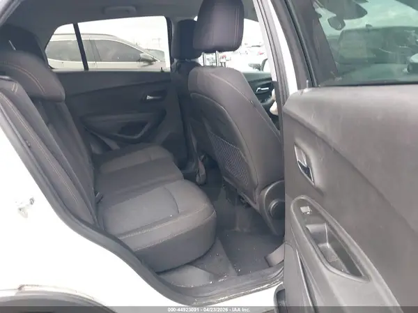 3GNCJPSB0LL248085 2020 CHEVROLET TRAX - Image 8