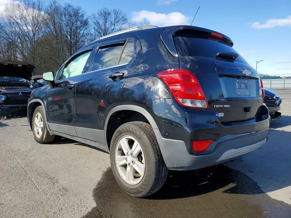 3GNCJPSB0LL264898 2020 CHEVROLET TRAX - Image 2