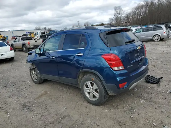3GNCJPSB0LL298078 2020 CHEVROLET TRAX - Image 2