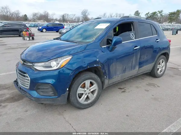 3GNCJPSB0LL303179 2020 CHEVROLET TRAX - Image 2