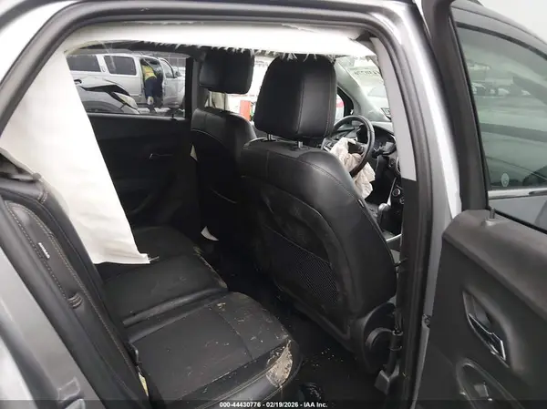 3GNCJPSB0LL323173 2020 CHEVROLET TRAX - Image 8