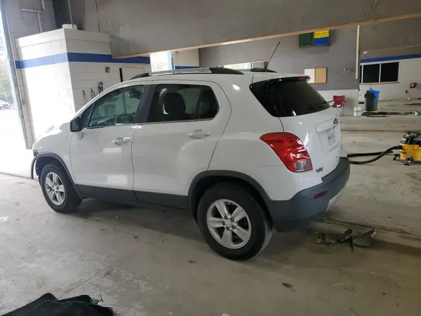 3GNCJPSB1GL226652 2016 CHEVROLET TRAX - Image 2