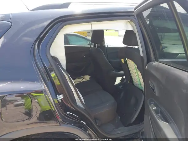 3GNCJPSB1HL131042 2017 CHEVROLET TRAX - Image 8