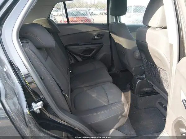 3GNCJPSB1HL167832 2017 CHEVROLET TRAX - Image 8