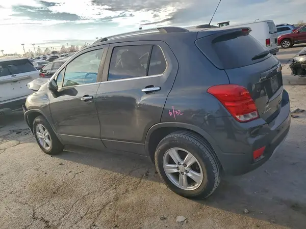 3GNCJPSB1HL193640 2017 CHEVROLET TRAX - Image 2