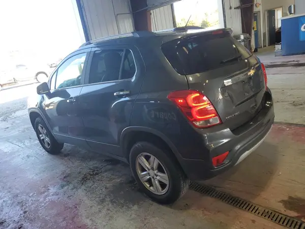 3GNCJPSB1HL225213 2017 CHEVROLET TRAX - Image 2