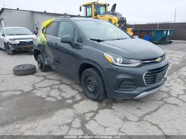 3GNCJPSB1HL238737 2017 CHEVROLET TRAX - Image 1