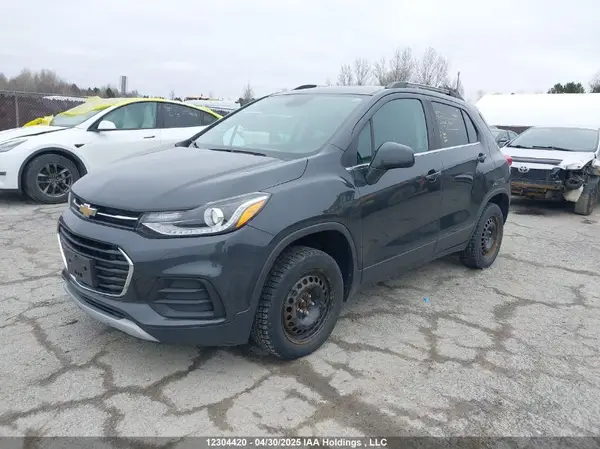 3GNCJPSB1HL238737 2017 CHEVROLET TRAX - Image 2
