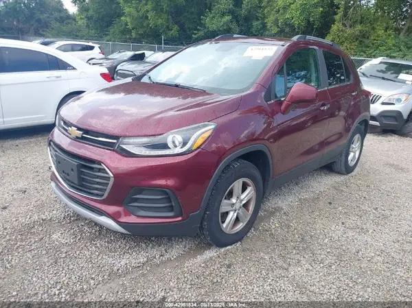 3GNCJPSB1HL260236 2017 CHEVROLET TRAX - Image 2
