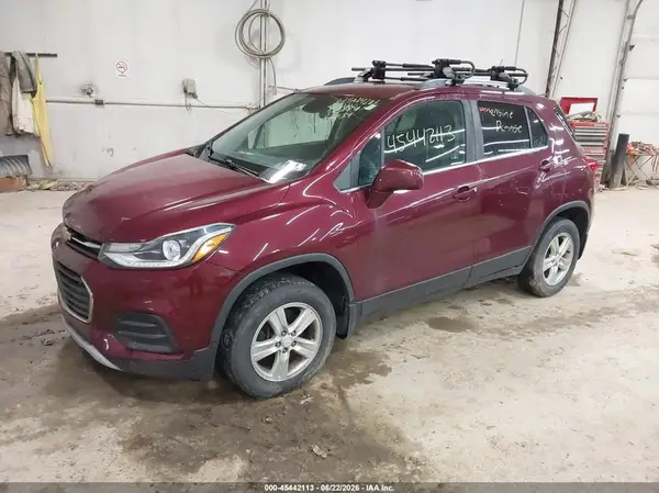 3GNCJPSB1HL261676 2017 CHEVROLET TRAX - Image 2