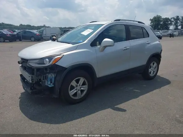 3GNCJPSB1HL287906 2017 CHEVROLET TRAX - Image 2