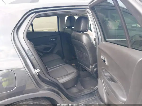 3GNCJPSB1JL155587 2018 CHEVROLET TRAX - Image 8