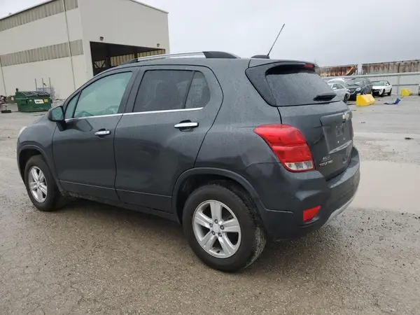 3GNCJPSB1JL225105 2018 CHEVROLET TRAX - Image 2