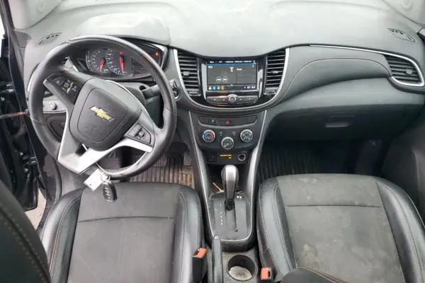3GNCJPSB1JL257066 2018 CHEVROLET TRAX - Image 8