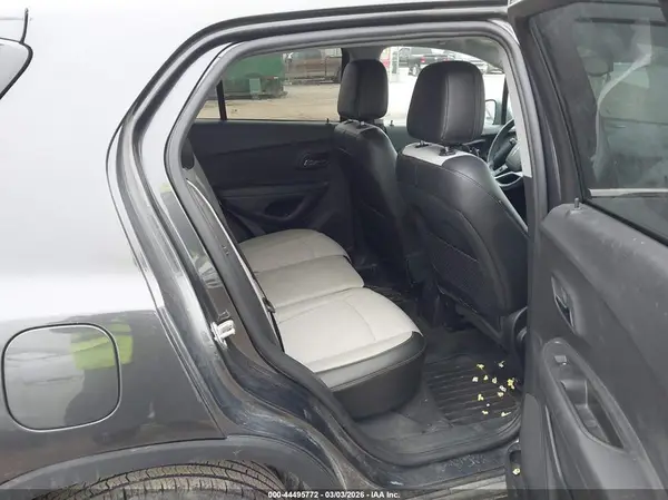 3GNCJPSB1JL262994 2018 CHEVROLET TRAX - Image 8