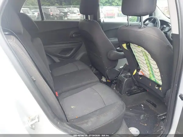 3GNCJPSB1JL308632 2018 CHEVROLET TRAX - Image 8