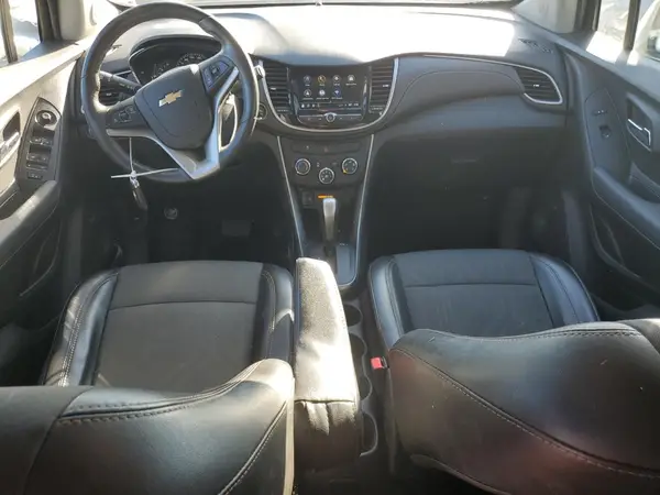 3GNCJPSB1JL333322 2018 CHEVROLET TRAX - Image 8
