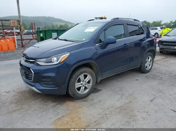 3GNCJPSB1JL397330 2018 CHEVROLET TRAX - Image 2