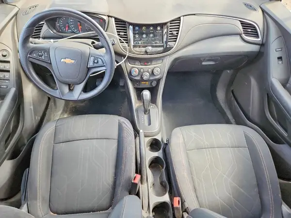 3GNCJPSB1KL121232 2019 CHEVROLET TRAX - Image 8