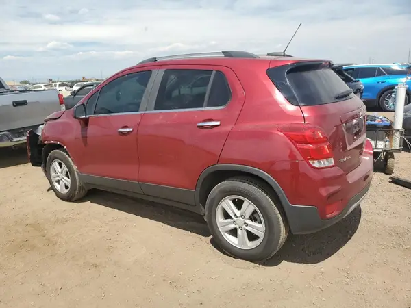 3GNCJPSB1KL152447 2019 CHEVROLET TRAX - Image 2
