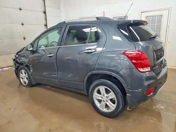 3GNCJPSB1KL175498 2019 CHEVROLET TRAX - Image 2