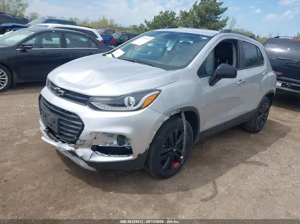 3GNCJPSB1KL187473 2019 CHEVROLET TRAX - Image 2