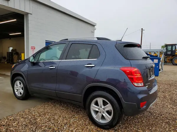 3GNCJPSB1KL198991 2019 CHEVROLET TRAX - Image 2