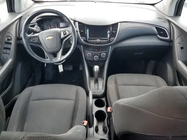 3GNCJPSB1KL265833 2019 CHEVROLET TRAX - Image 8