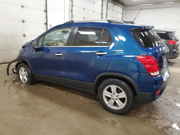 3GNCJPSB1KL281532 2019 CHEVROLET TRAX - Image 2