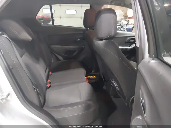 3GNCJPSB1KL399502 2019 CHEVROLET TRAX - Image 8