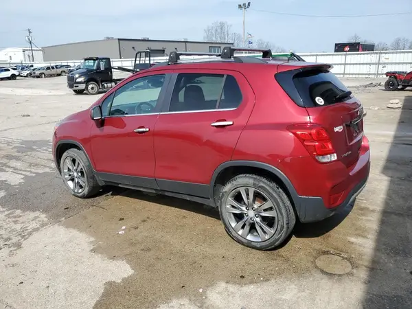 3GNCJPSB1LL256745 2020 CHEVROLET TRAX - Image 2