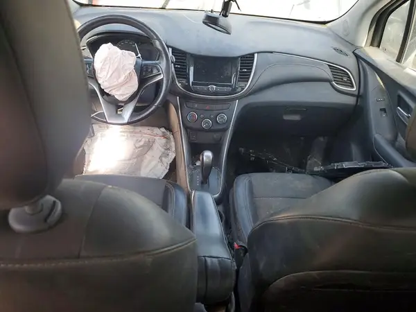 3GNCJPSB1LL269060 2020 CHEVROLET TRAX - Image 8