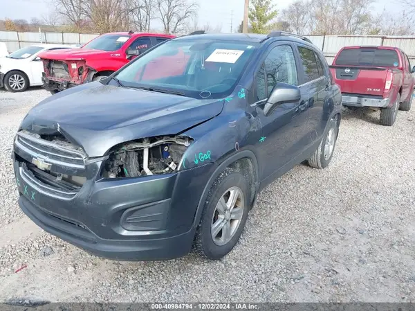 3GNCJPSB2GL164579 2016 CHEVROLET TRAX - Image 2