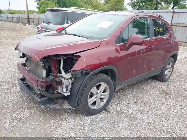 3GNCJPSB2GL165862 2016 CHEVROLET TRAX - Image 2