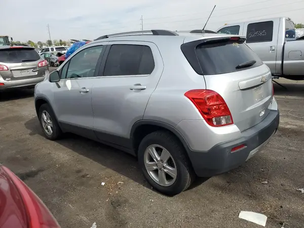 3GNCJPSB2GL167918 2016 CHEVROLET TRAX - Image 2
