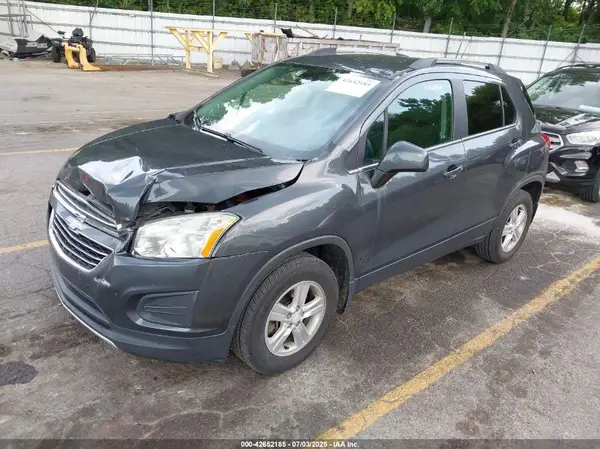 3GNCJPSB2GL176652 2016 CHEVROLET TRAX - Image 2