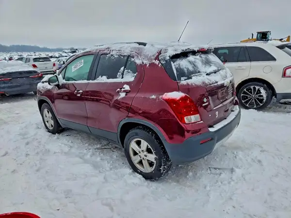 3GNCJPSB2GL224022 2016 CHEVROLET TRAX - Image 2