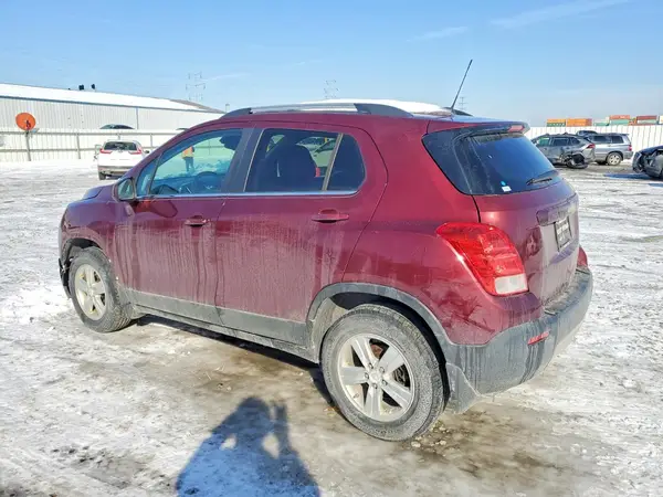 3GNCJPSB2GL225820 2016 CHEVROLET TRAX - Image 2