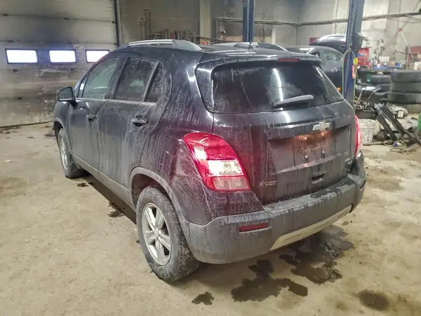 3GNCJPSB2GL246456 2016 CHEVROLET TRAX - Image 2