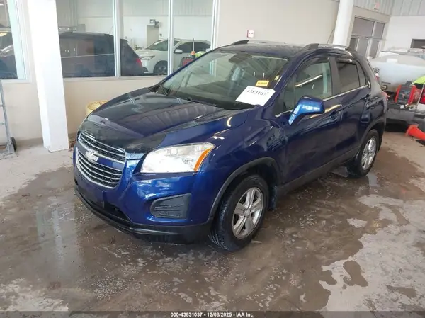 3GNCJPSB2GL247610 2016 CHEVROLET TRAX - Image 2