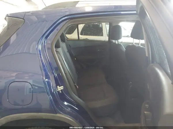 3GNCJPSB2GL247610 2016 CHEVROLET TRAX - Image 8