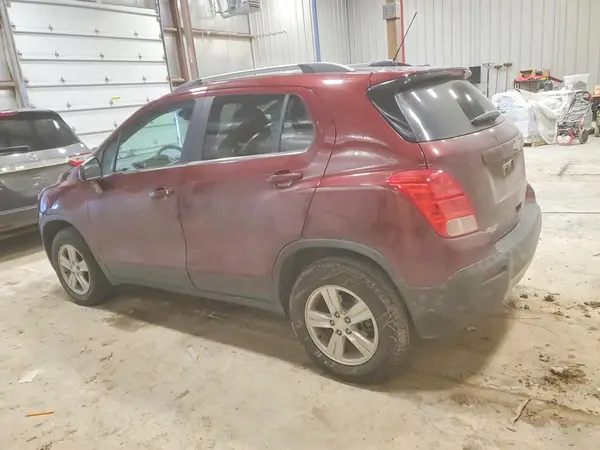 3GNCJPSB2GL248143 2016 CHEVROLET TRAX - Image 2