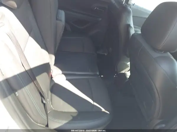 3GNCJPSB2GL256758 2016 CHEVROLET TRAX - Image 8
